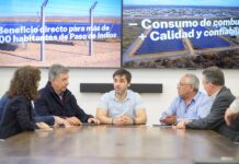 Chubut: se puso en marcha la construcción de una microrred eléctrica solar en Paso de Indios con una inversión de USD 5,4 millones